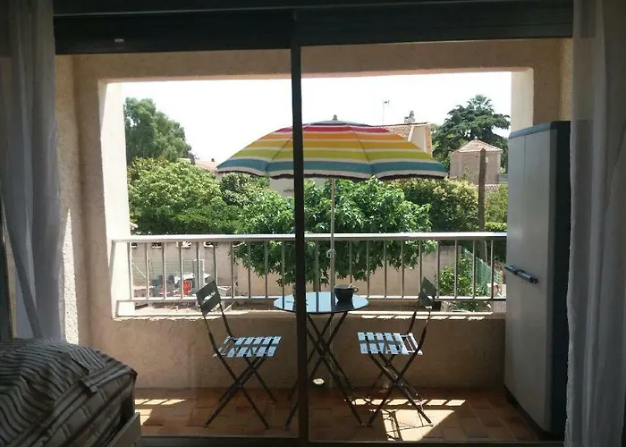 Meublé Aux Sablettes Sur Appartement *